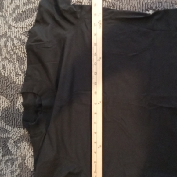 Lululemon Short Sleeve Tee with Relaxed Fit Lululemon Womens Size 8 - Picture 6 of 7